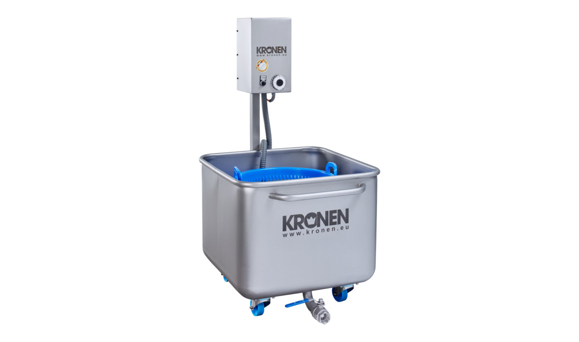 Batch-type blower washing machine DS 1000 mobil from KRONEN for the washing, dipping and hygienic treatment of salad, vegetables and fruit in small quantities